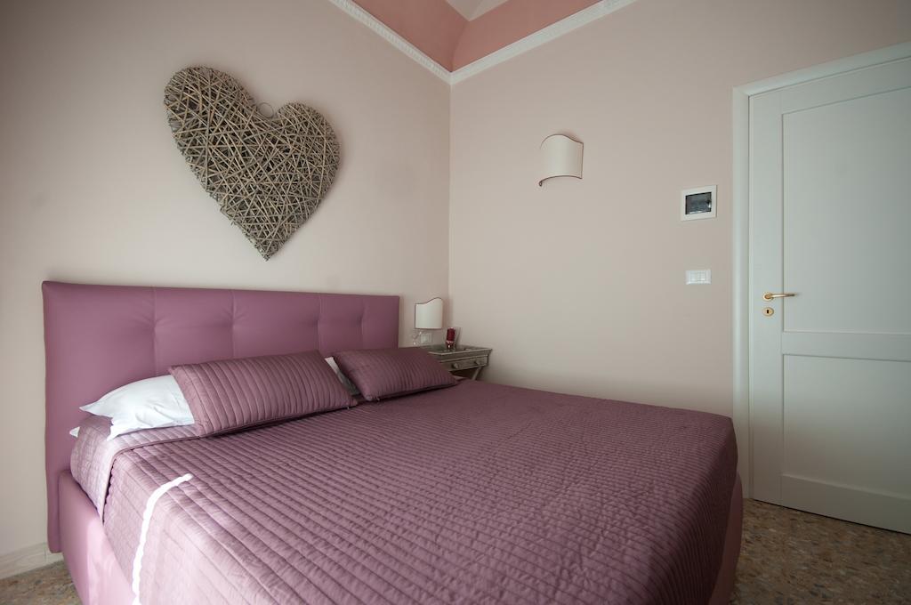 Suite Barocca Noto Cameră foto